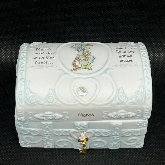1995 Precious Moments Bisque Porcelain March Keepsake Trinket Box w/Key - Picture 1 of 4